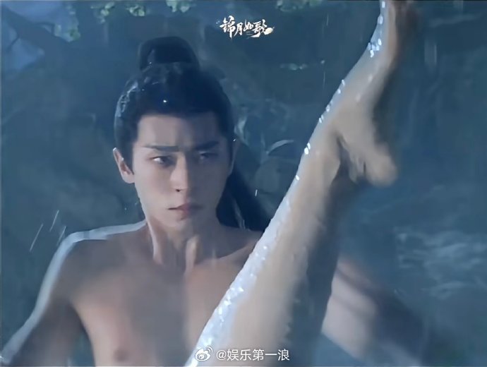 周也丞磊错位图锦月如歌周也丞磊错位图 哈哈哈哈《锦月如歌》周也、丞磊共浴戏错位图