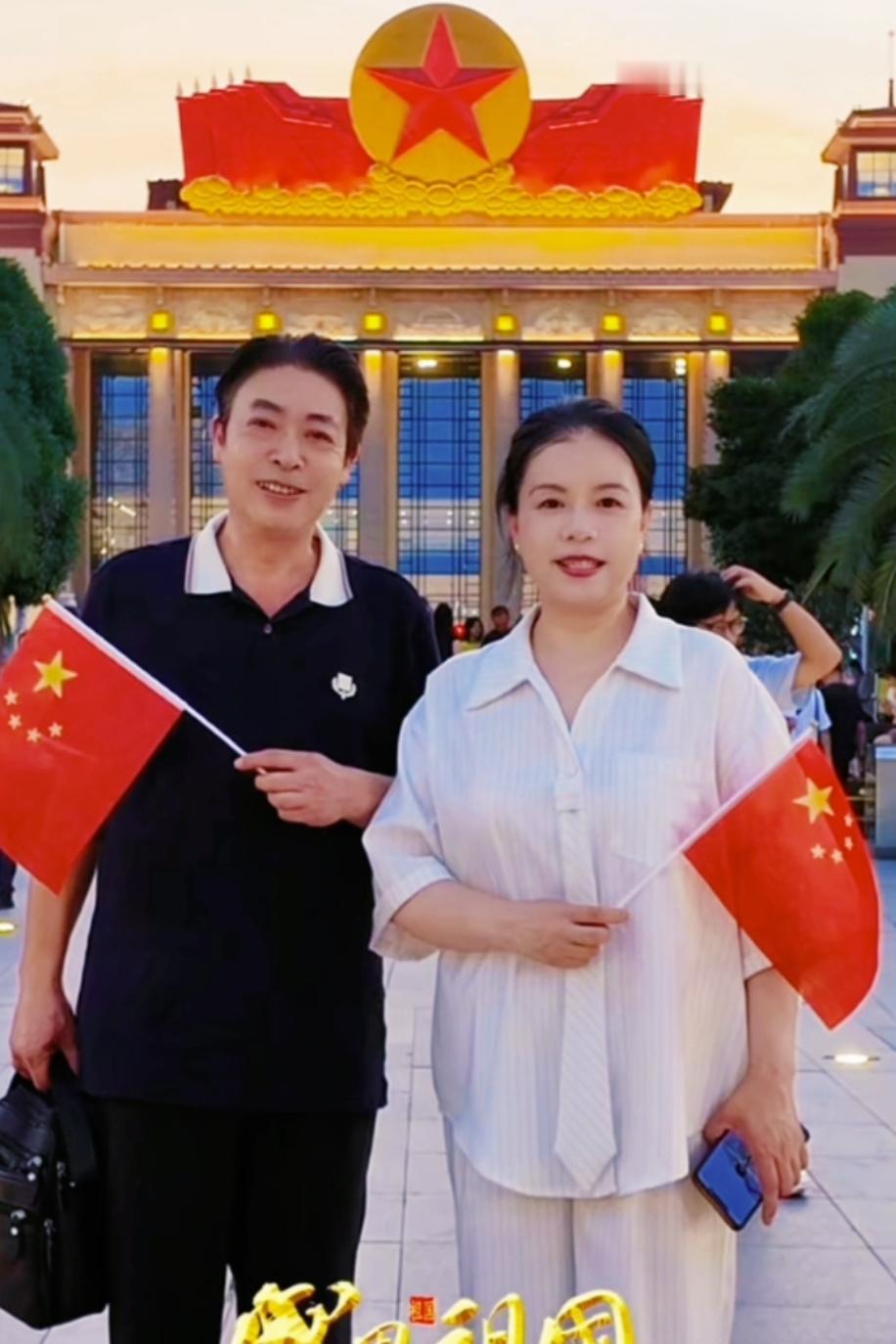 一向谨言慎行的许妈！在昨天的文章中如此笃定的发声，直击重点。

以往许妈很少发关