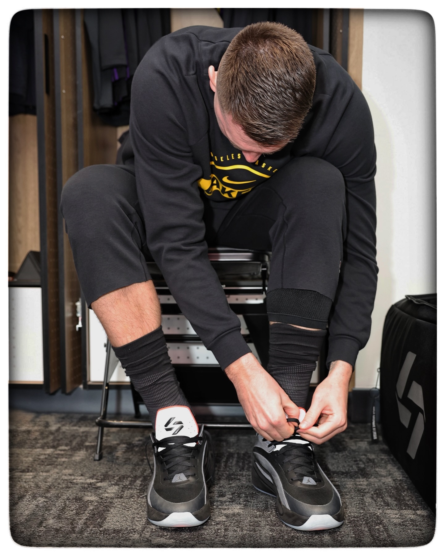 湖人vs快船 剪影湖人vs快船洛杉矶湖人