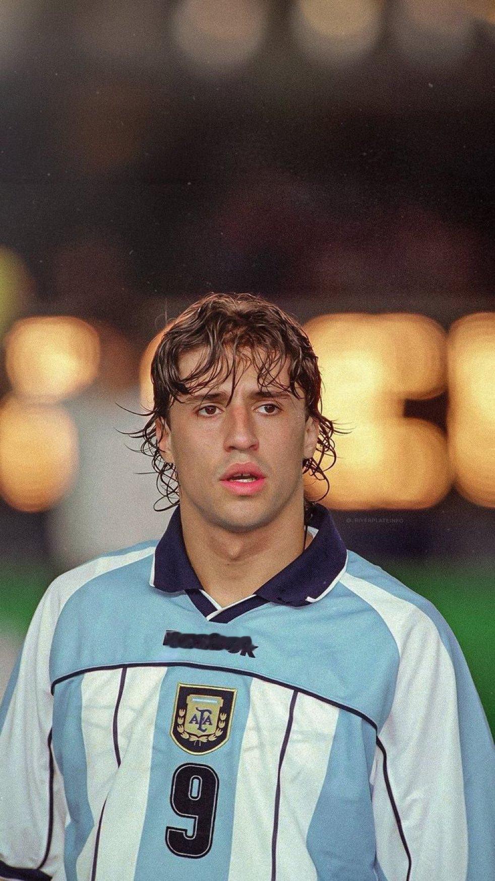 埃尔南·克雷斯波阿根廷  冷足-时光机