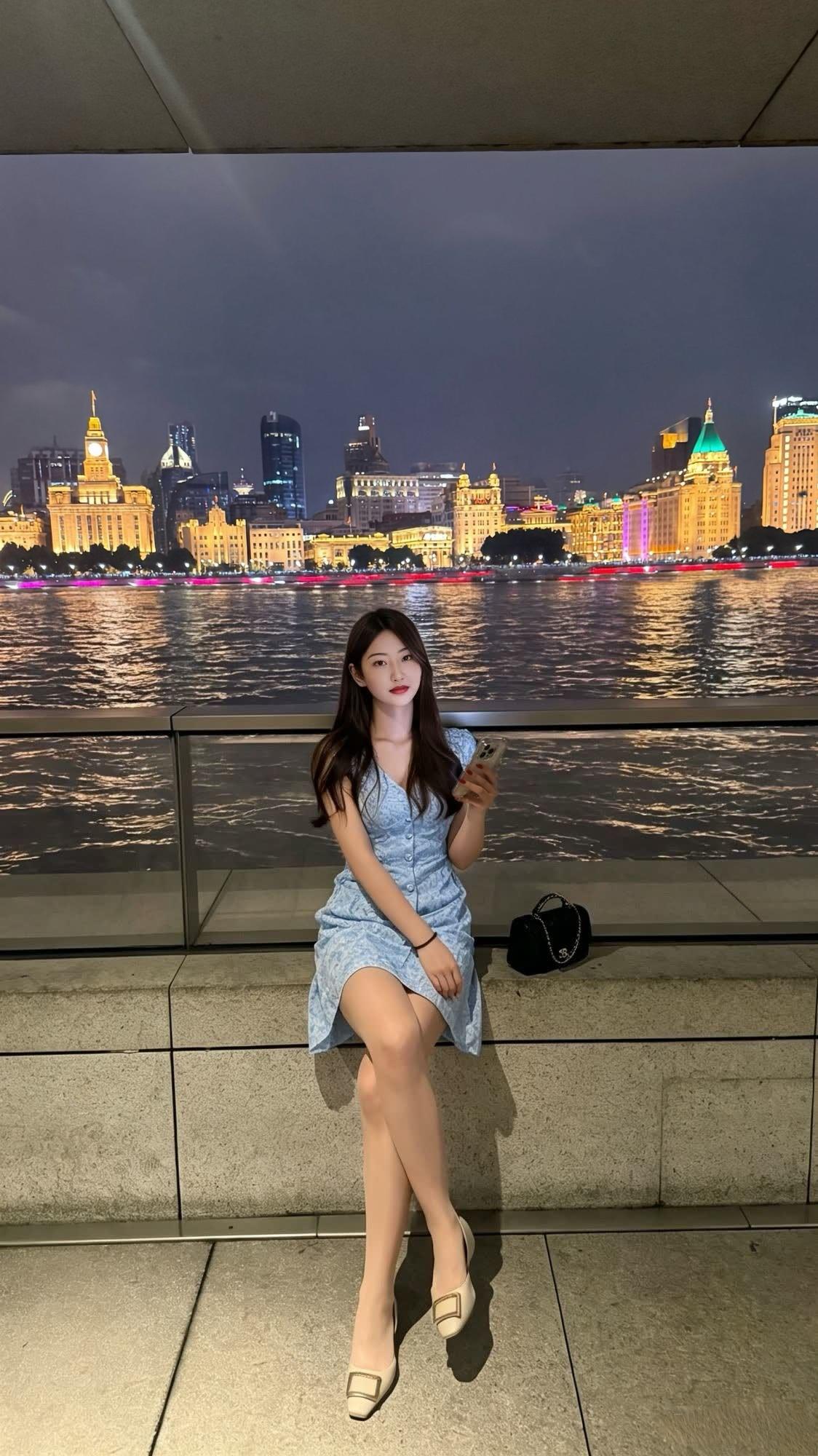 我的假期生活图鉴 新港九号路拍照 韩系穿搭是真出片啊 citywalk拍照姿势 