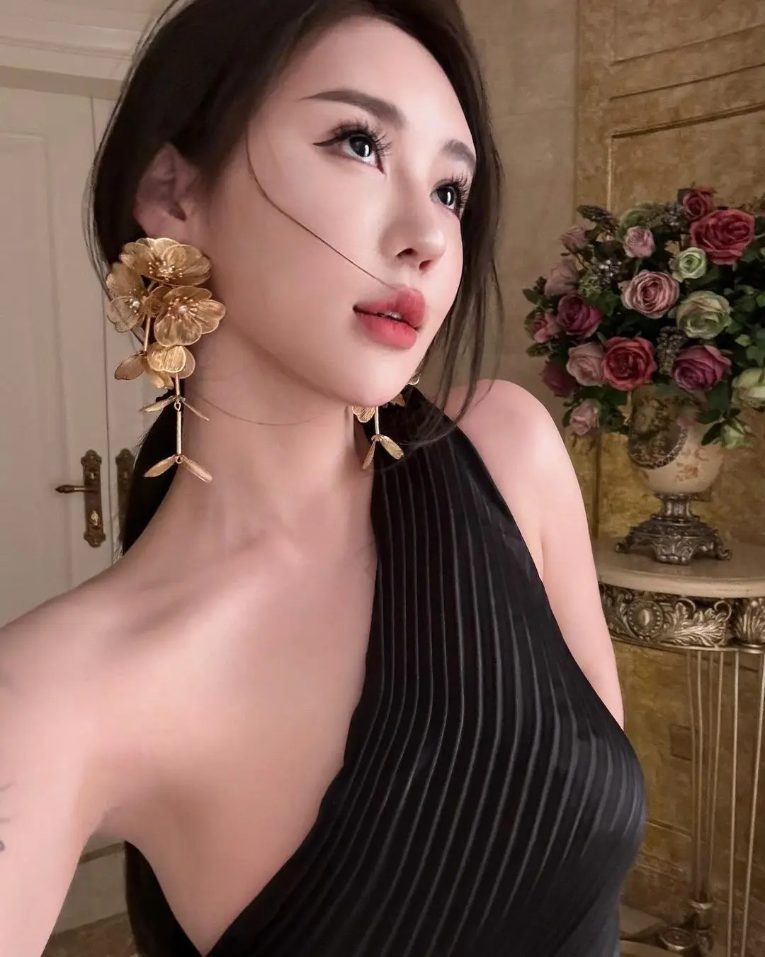跨越年纪的爱情注定没有结果。