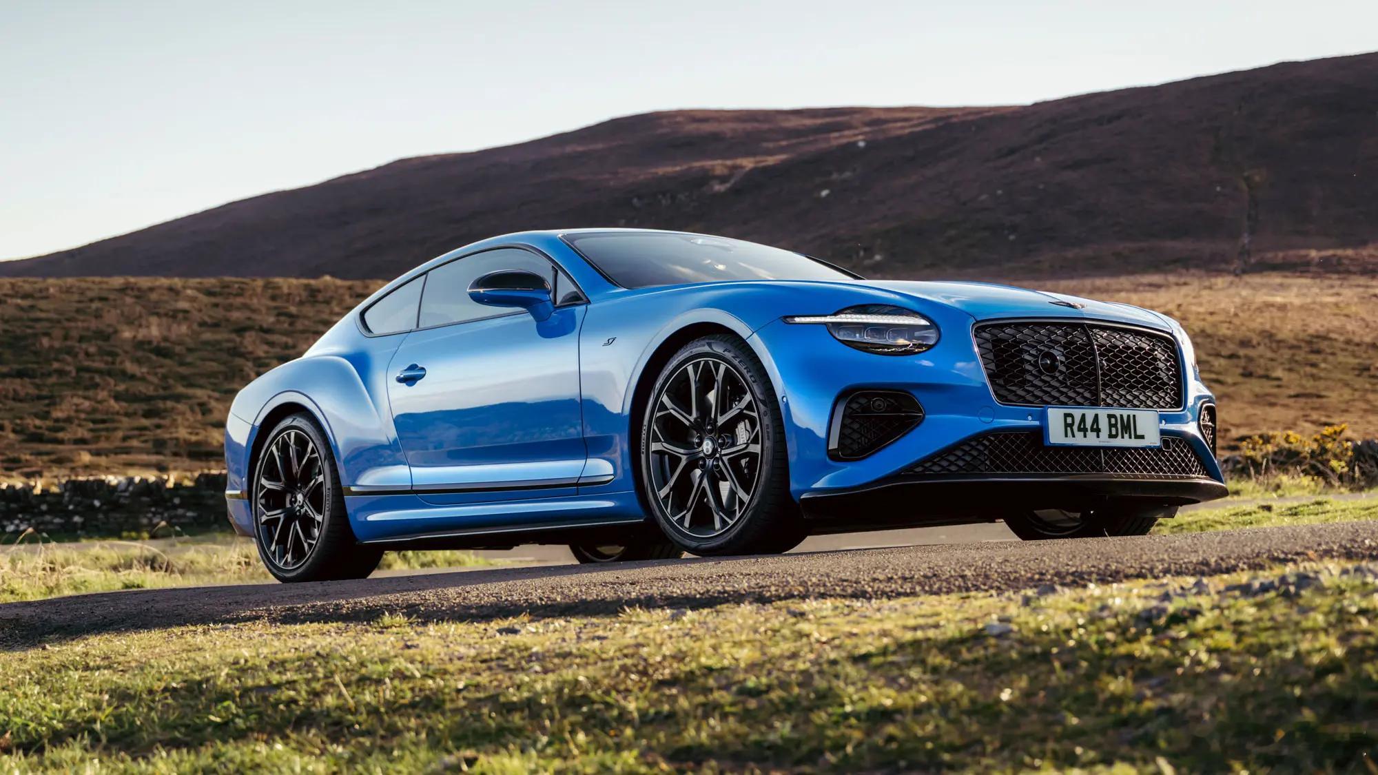 名车志文摘 【2026宾利欧陆GT S试驾：671匹混动GT，比Speed便宜4