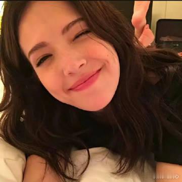 许玮甯邱泽儿子会站了家人们，娱乐圈又传来了超可爱的消息！许玮甯和邱泽的儿子居然已