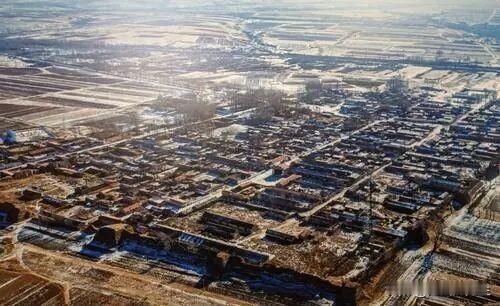 山阴中心县
   1945年8月15日，日本宣布投降。
   8月23日雁北工作