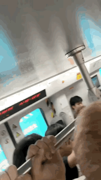 长得高的好处，
还是挺多的。