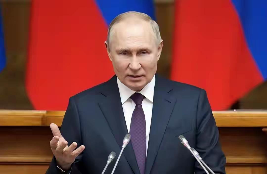 普京先拿日本立威，俄军舰直抵日本海