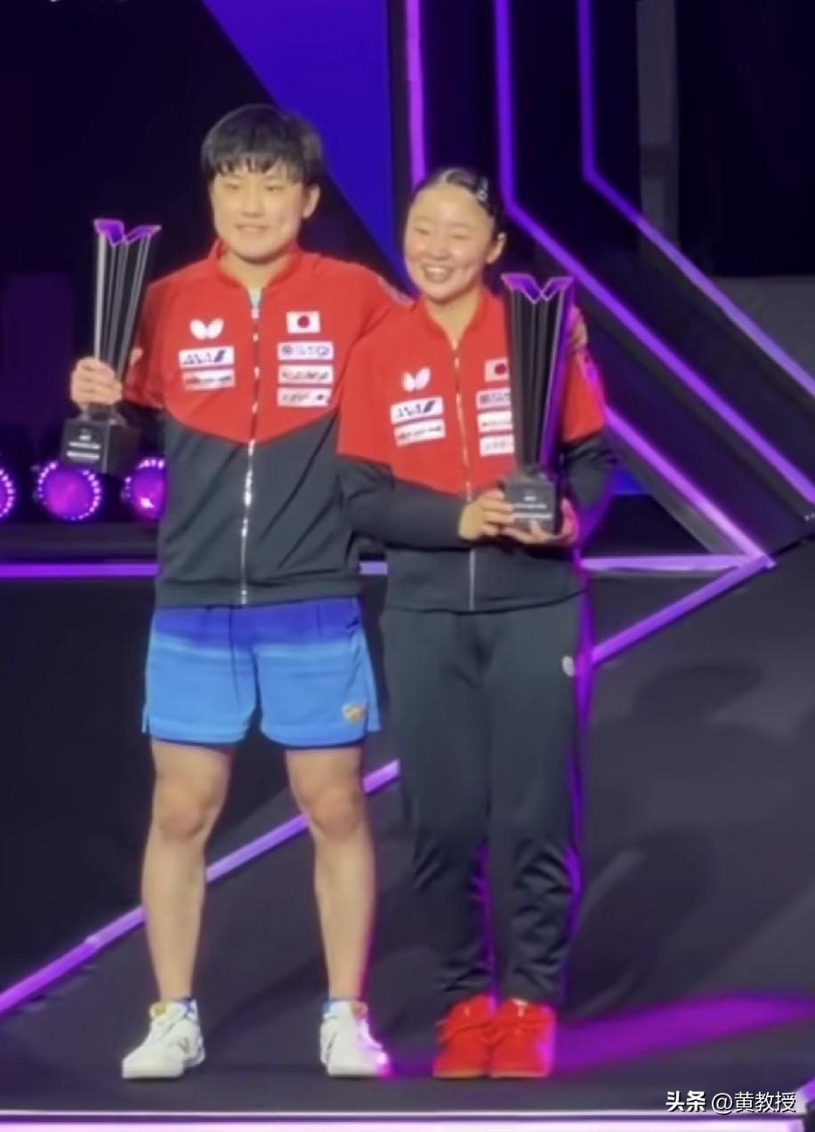 张本智和兄妹双双夺冠