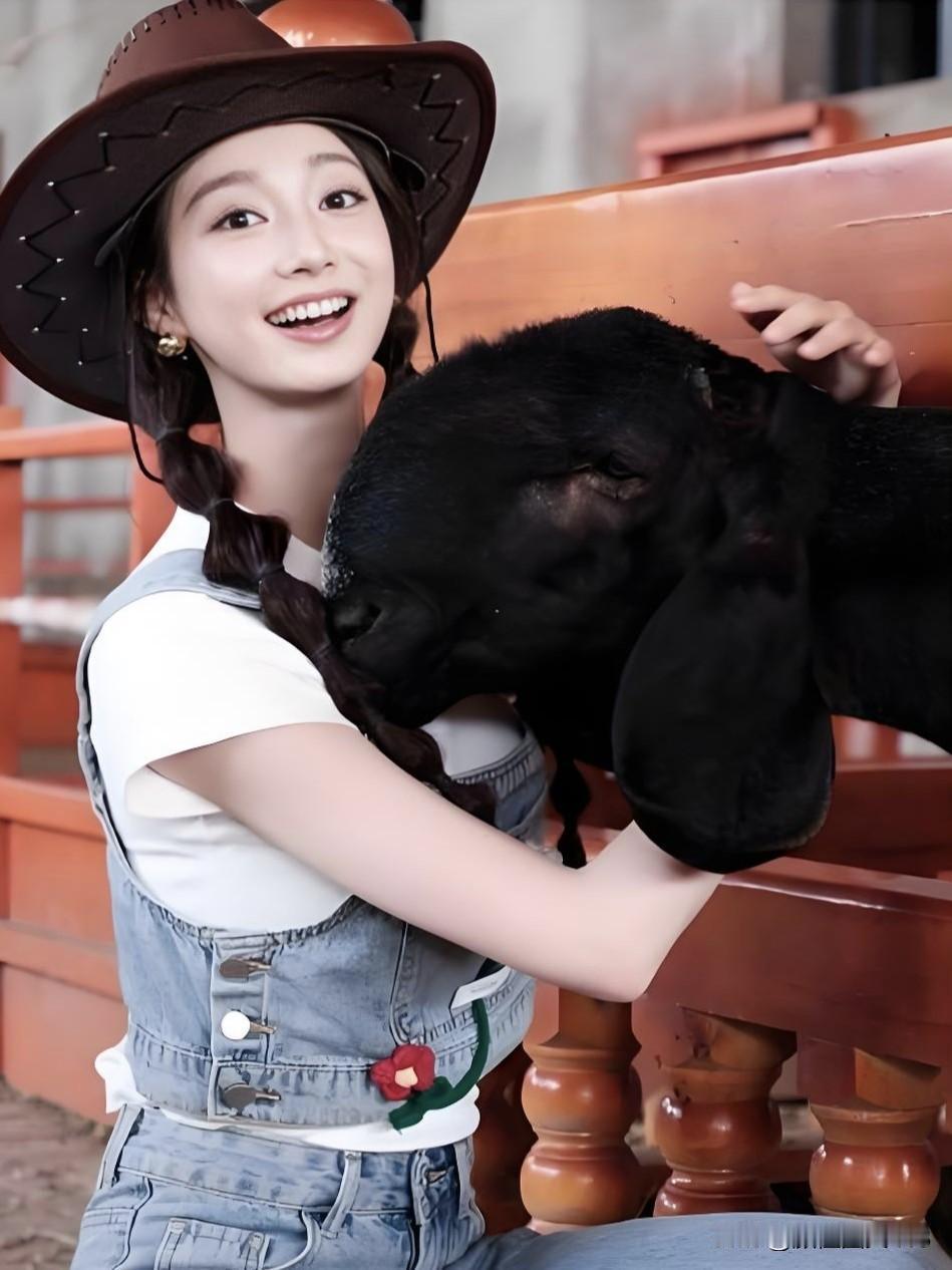 冯琳：红船起航地，嘉兴醉江南！ 优秀[赞]冯琳生日 冯琳写真照