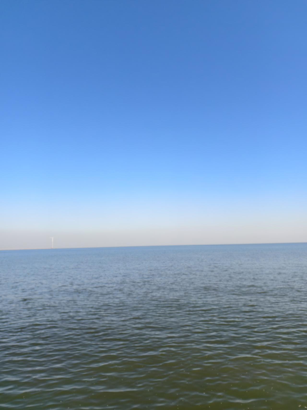深海浅海海连海，诚邀下联