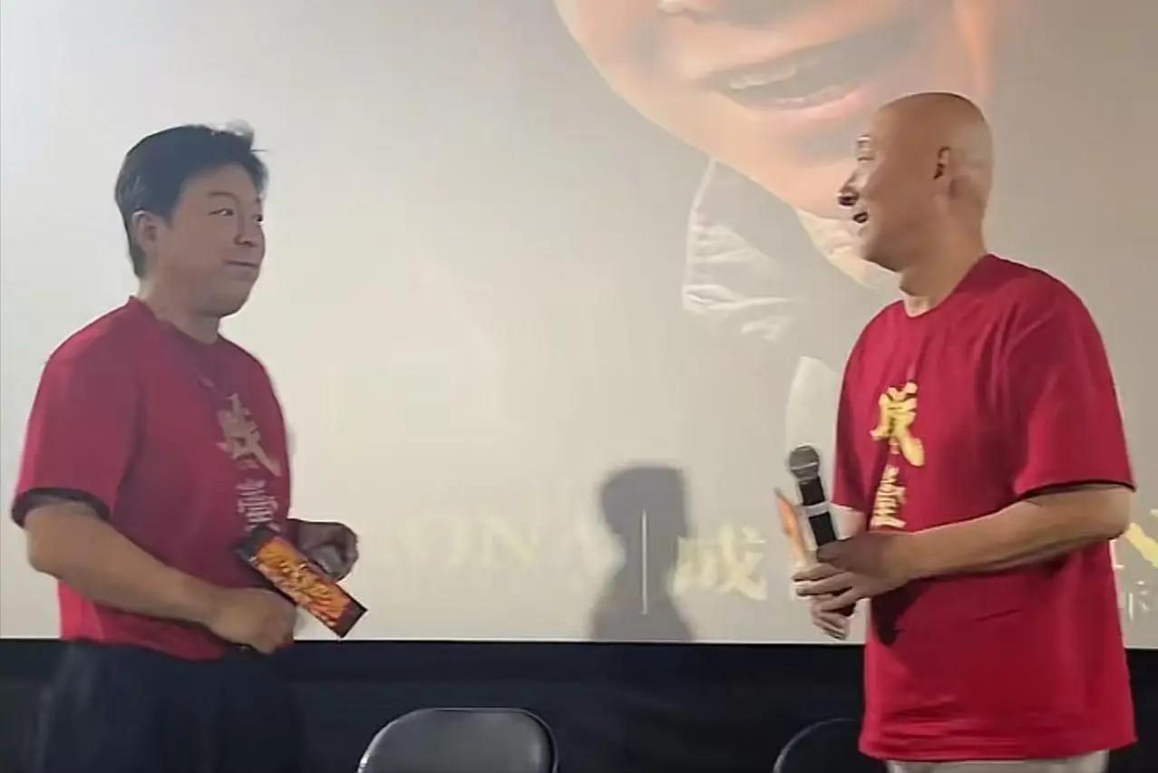 《戏台》最大的赢家不是陈佩斯，而是黄渤！“片酬？我不要了。”黄渤这一笔划下去，划