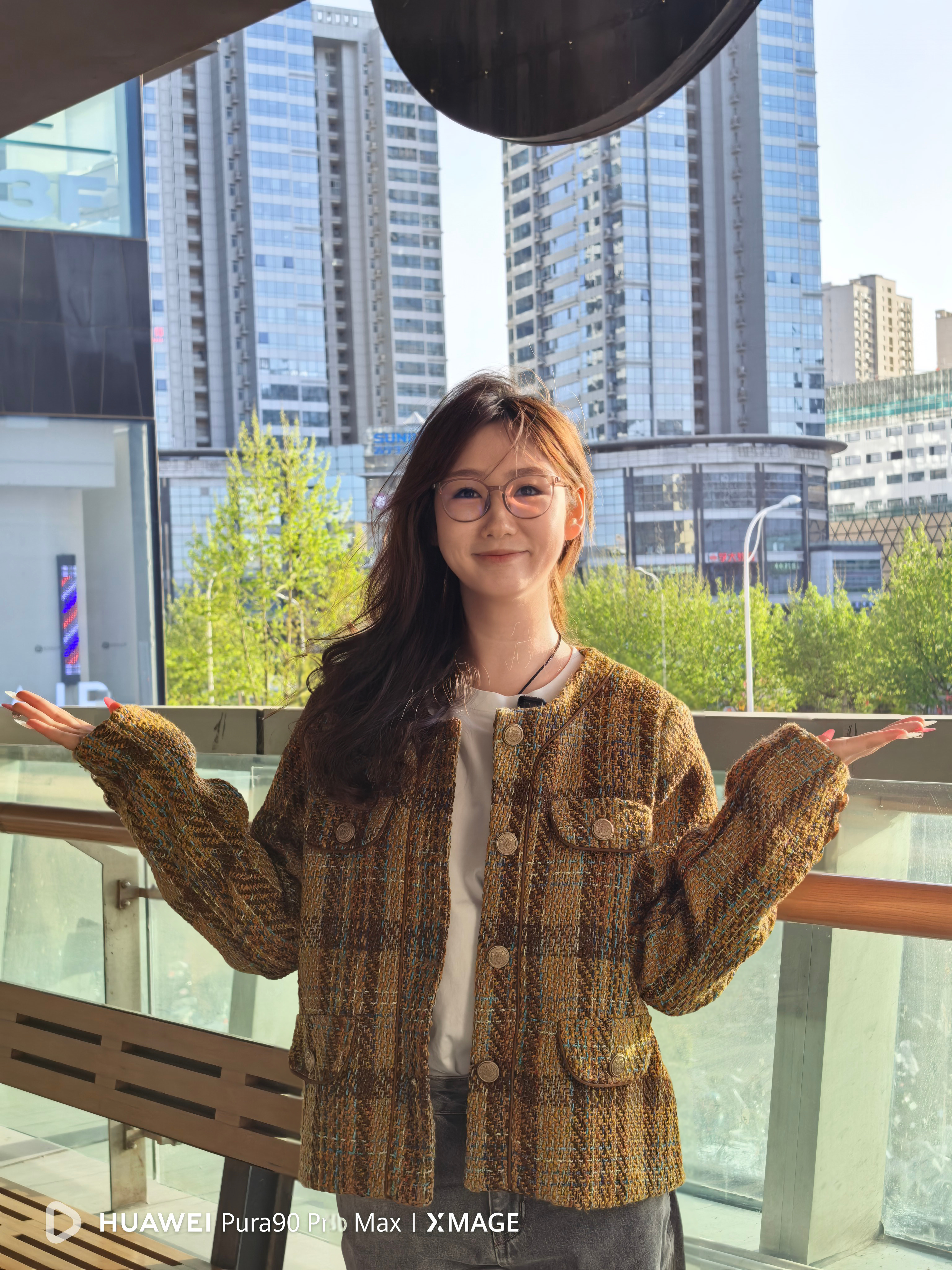 用HUAWEI Pura90 Pro Max拍了两张照片