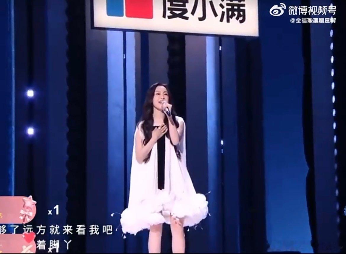 城北的花故事感四位姐姐细腻演绎，旋律舒缓治愈，歌词满是故事，听完久久不能平复，太