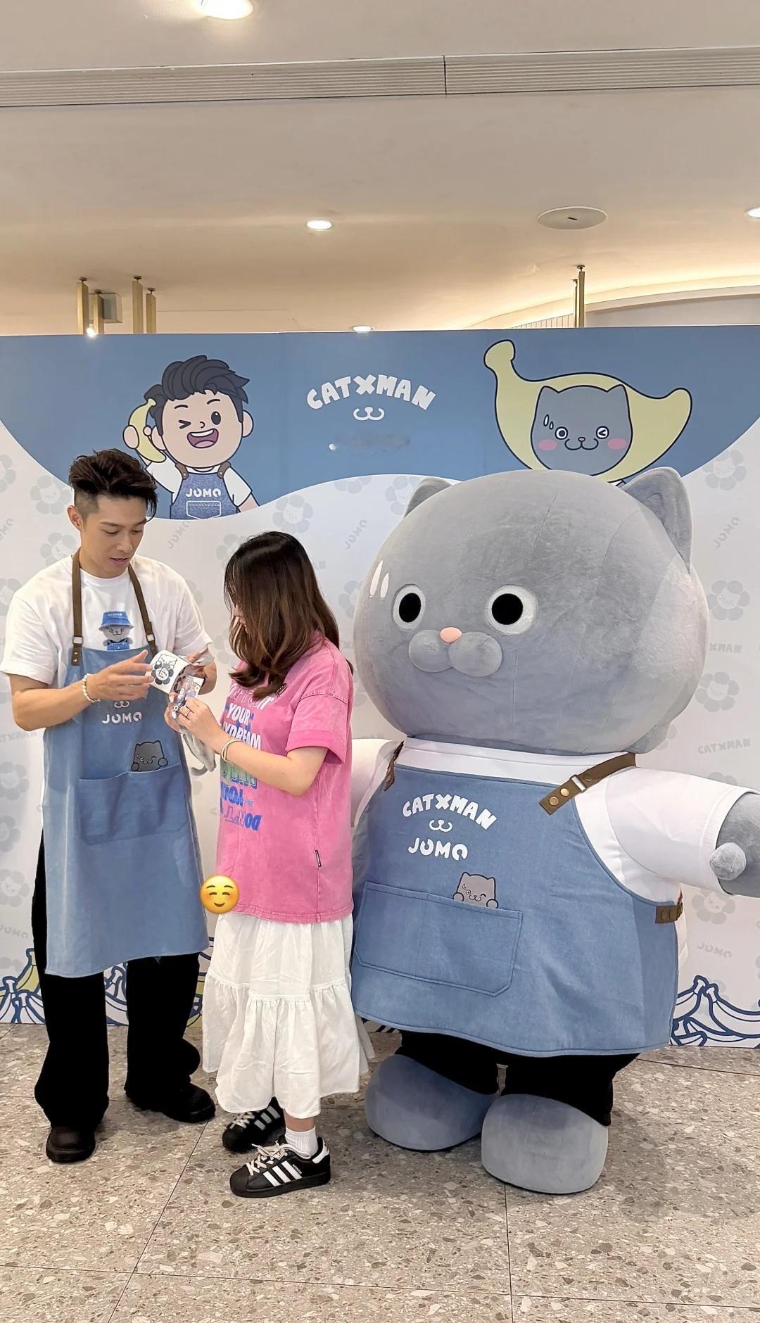 周先生今日请食曲奇🍪
我：好耐冇见 二十日啦哈哈哈哈
记住这一天～💙🩷
继