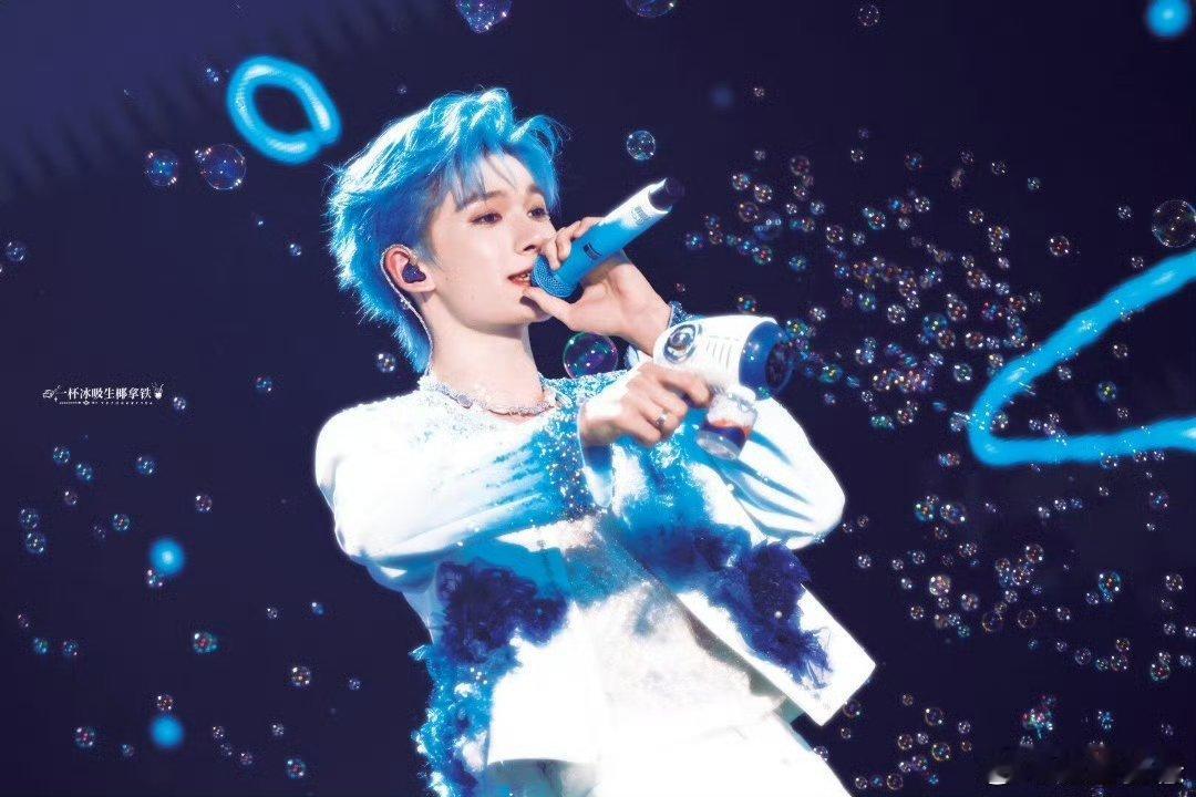 余宇涵录完这个ID还回内娱吗 谁懂啊！余宇涵录个ID都能让人疯狂心动，状态好到爆