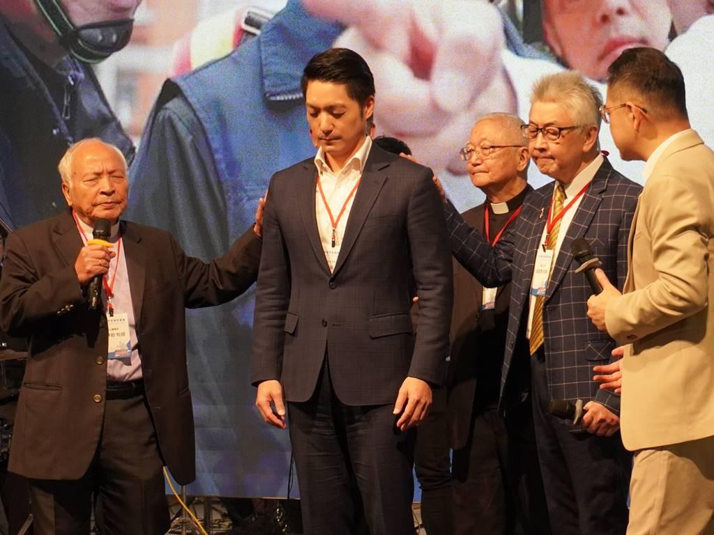 长期以来，“统一” 是台湾政坛最敏感的禁忌话题。“台独” 势力可以肆意宣扬分裂论