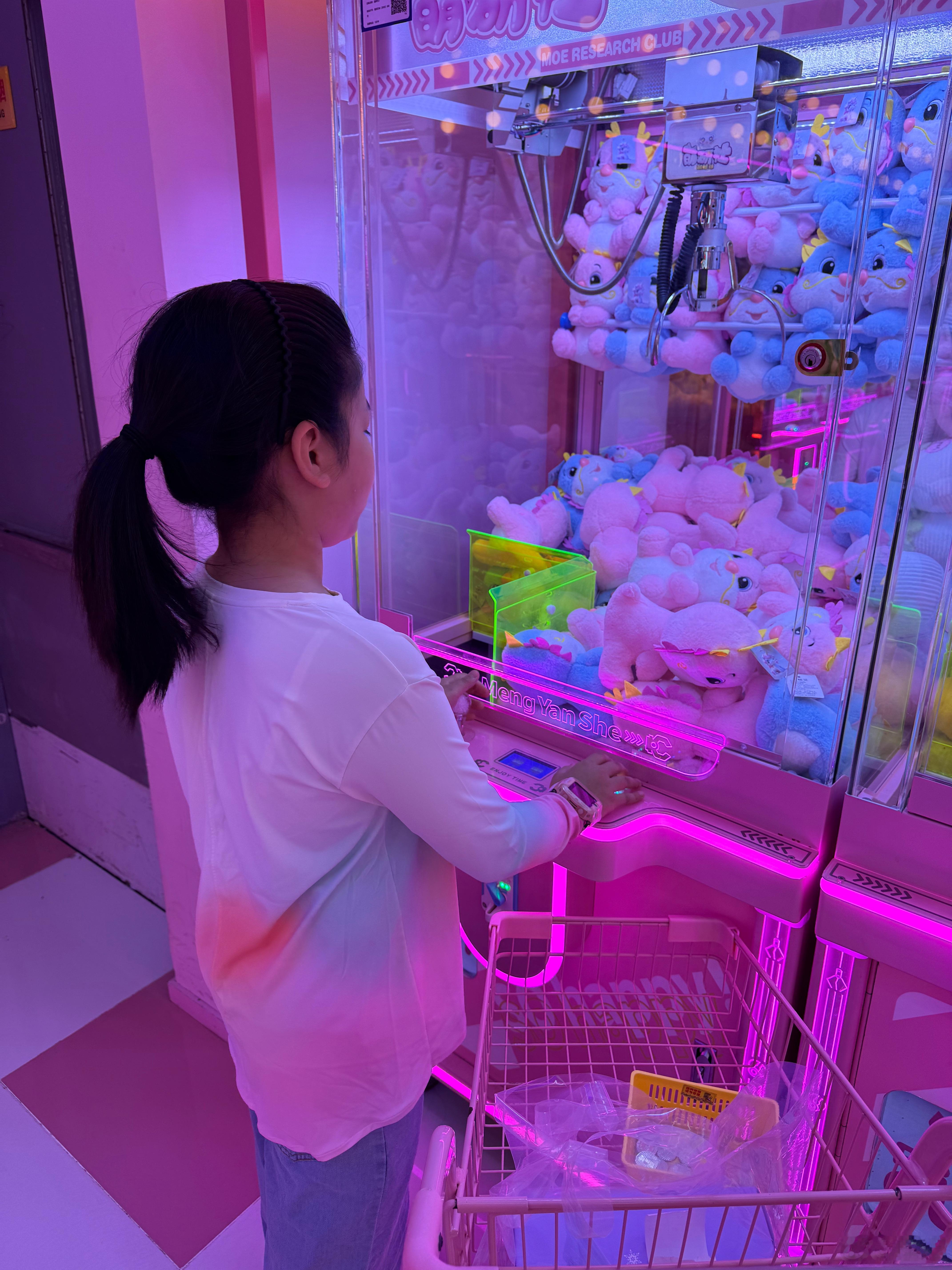 又到周六，今天商场没啥人啊，一问原来是工作日。 ​​​