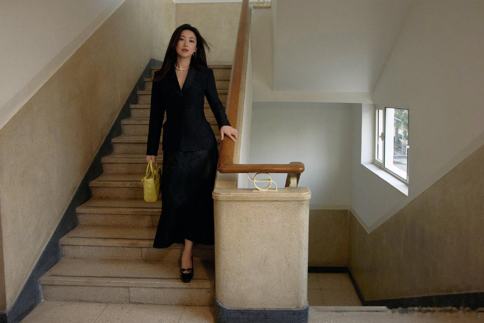 朱珠被飞鹤的鲜活打动了 今天的金句必须记下来，来自朱珠：“给宝宝再好的保护，都不