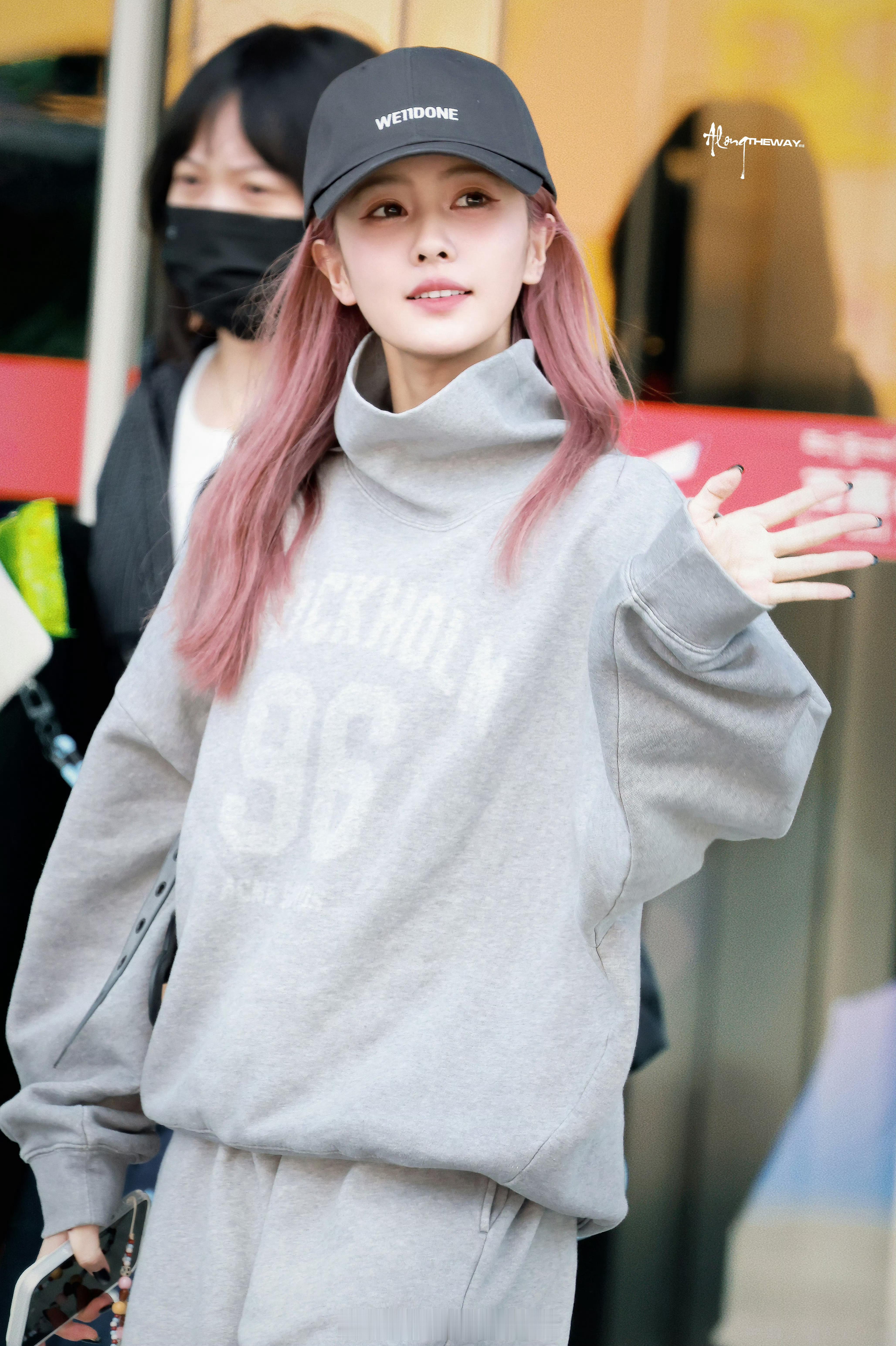 白鹿今日跑男路透饭拍，好美 ​​​