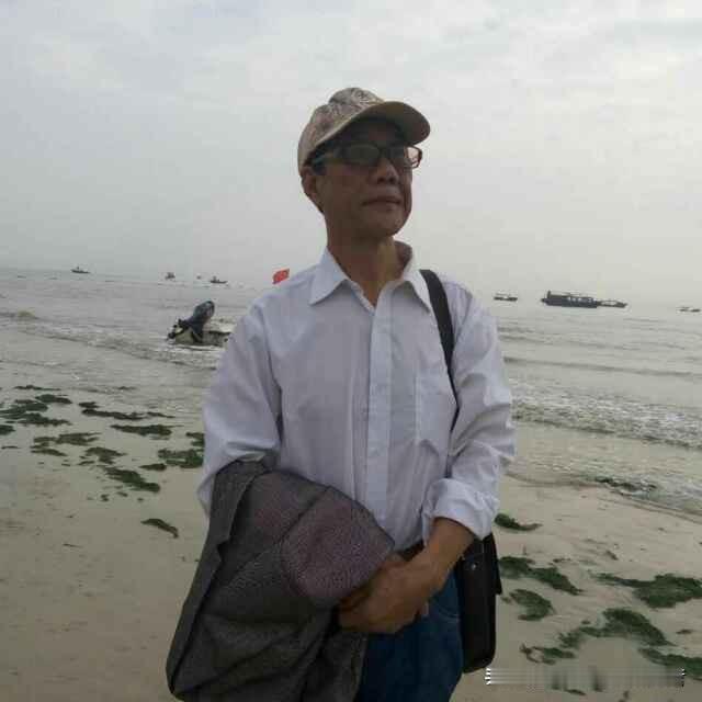 读墨菴先生论书的一点启发
晓哲
 
墨菴先生说：书法，从来不是简单的写字，而是笔