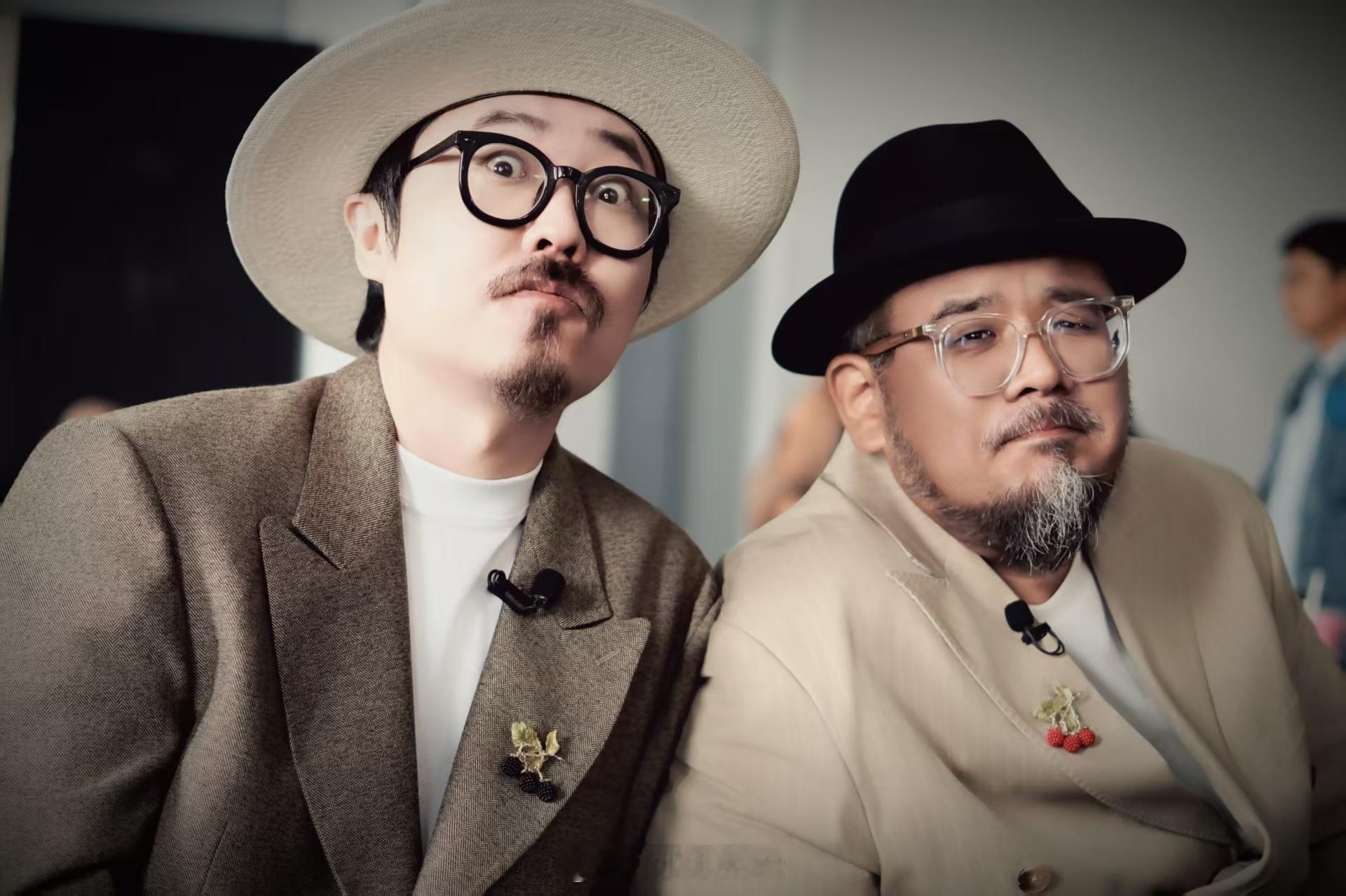 黑灯真的不是瞎拍脱口秀演员黑灯拍照片太有东西了！这可真不是是随便乱拍 