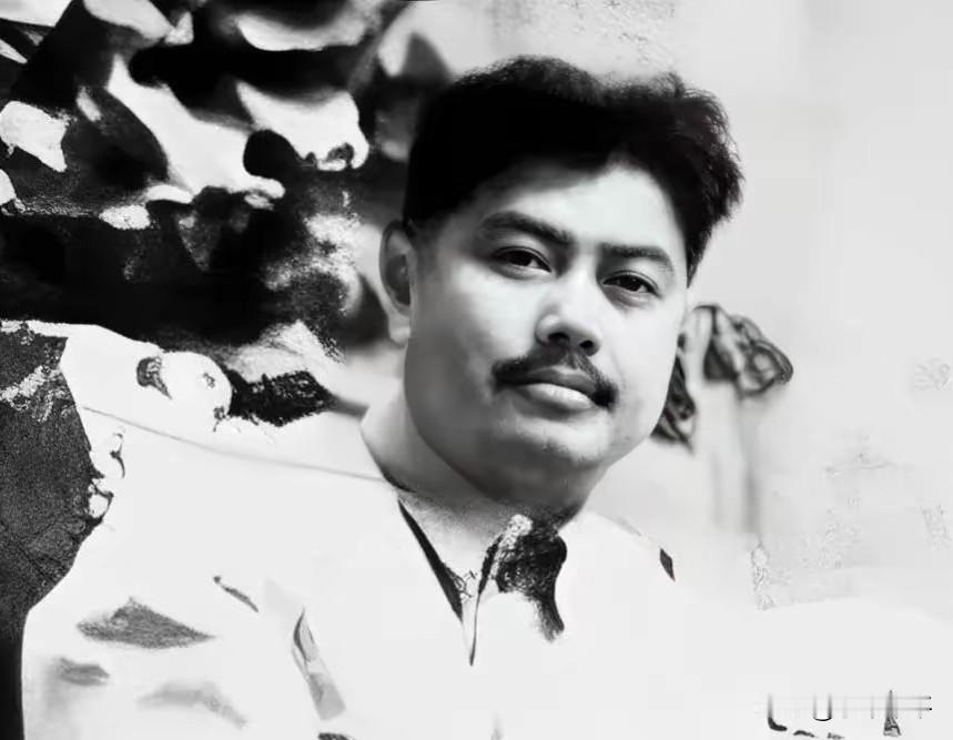 1946年，他曾主持北平军调部工作。由于我军还没有实行军衔制，为便于同国军代表进