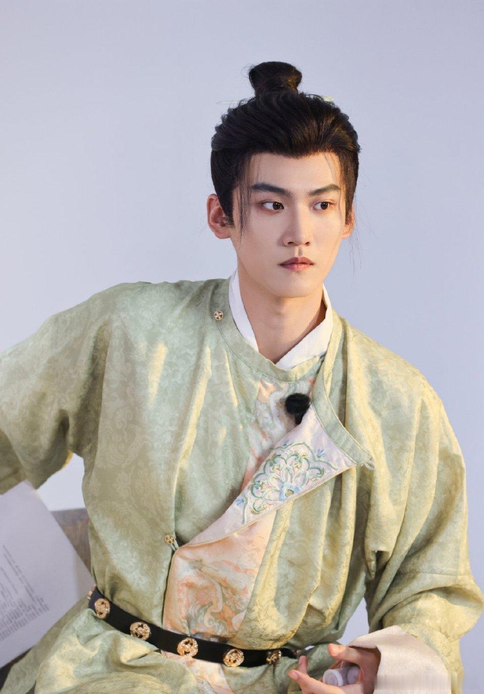 周柯宇、夏之光金吾不禁定妆照。 ​​​