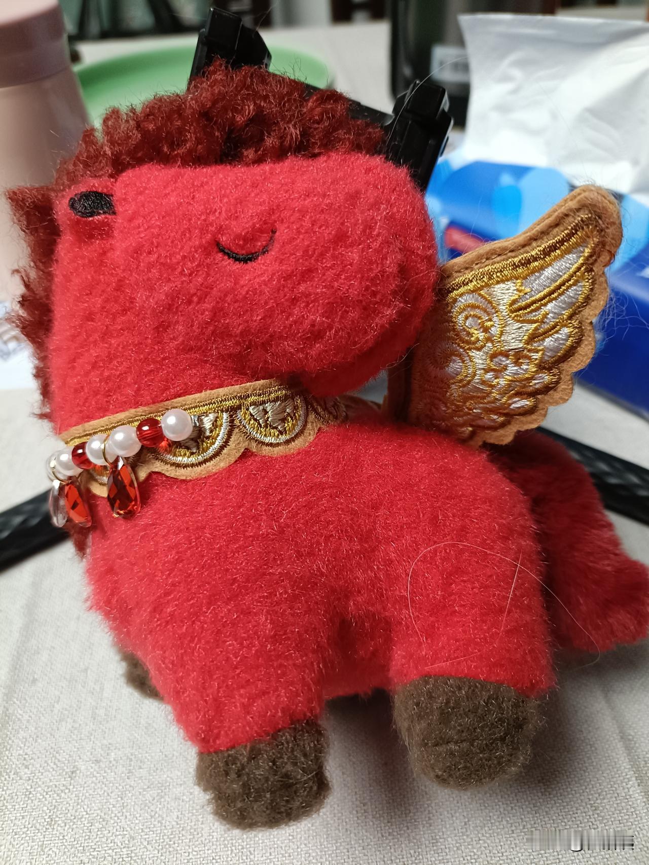 一大早，打呼的老同志被微信电话吵醒，借钱的，开口5万，大过年的，我家是银行啊，就