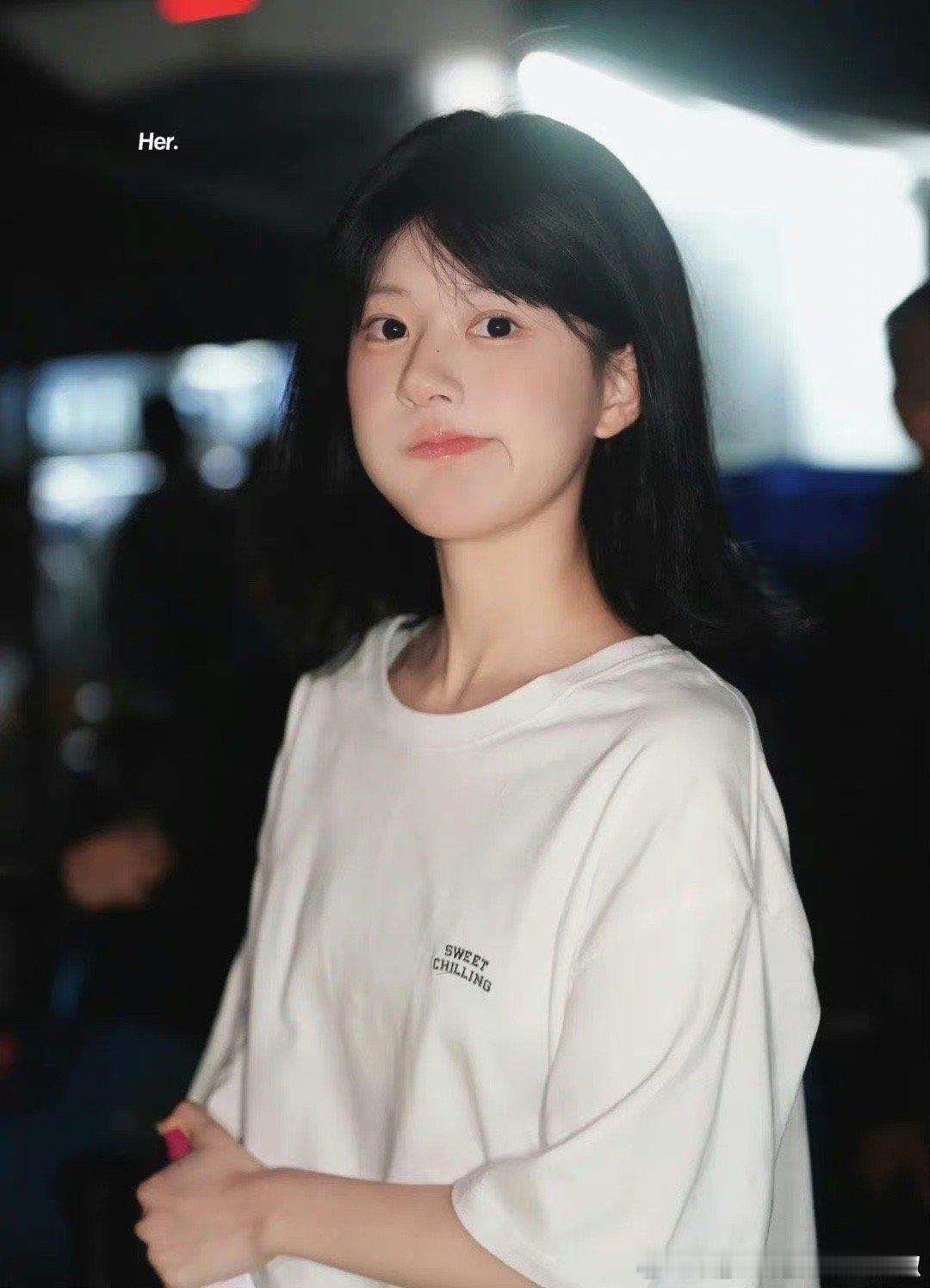 《许我耀眼》夜戏路透，回到学生装，好奶 ​ ​​​