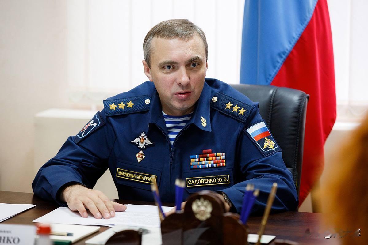 56岁的尤里·萨多文科去世，他自2002年起便在多个部门跟随前国防部长绍伊古。