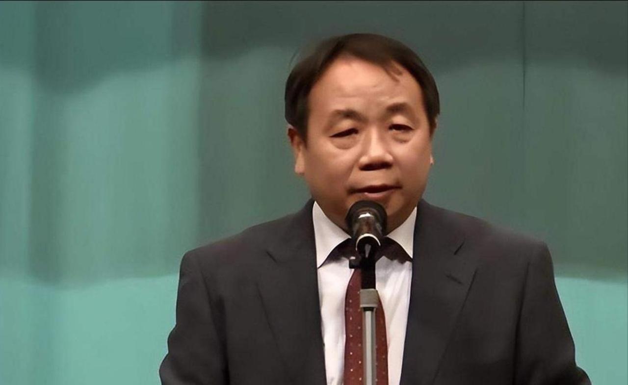 石平2007年加入日本国籍，为了让自己更像日本人，更能融入日本社会，改名叫石平太