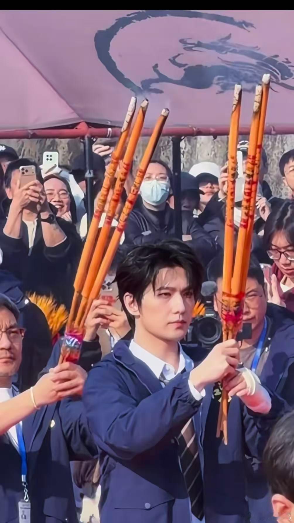 杨洋工作室回应不让江山相关争议不让江山官方回应清晰有力，打破所有不实猜测，为后续