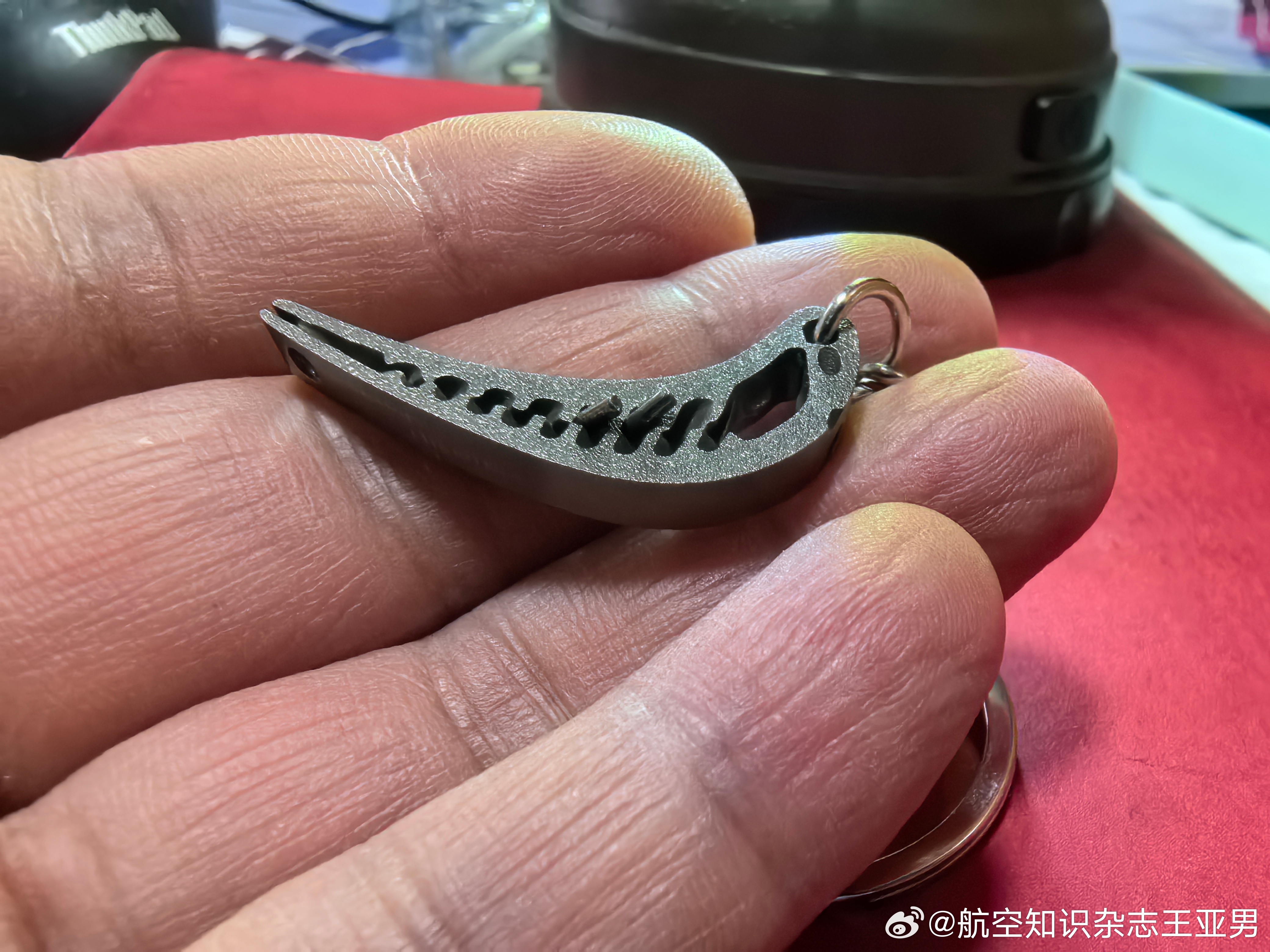 在成都，有幸见到了航利集团科技教育部门开发的最新文创——个人以为这是国内目前航空