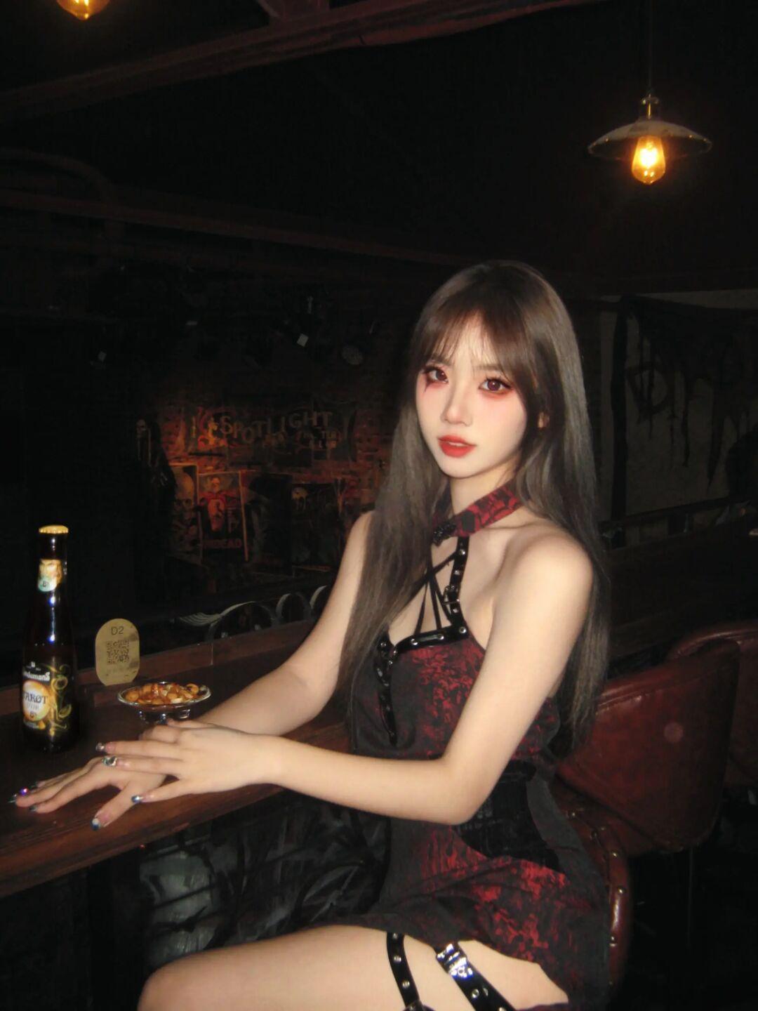 央美学姐ootd / 万圣节新皮肤