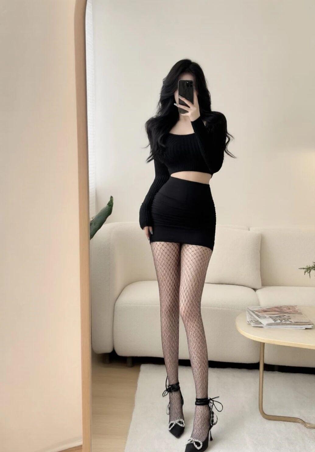 姐妹们超爱自己的身材