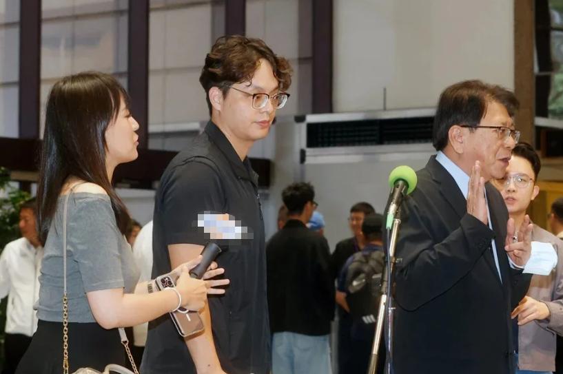 如果连“毒油案”都问不得，那台湾民众还能指望谁说真话？中联油脂大豆色拉油被检出一