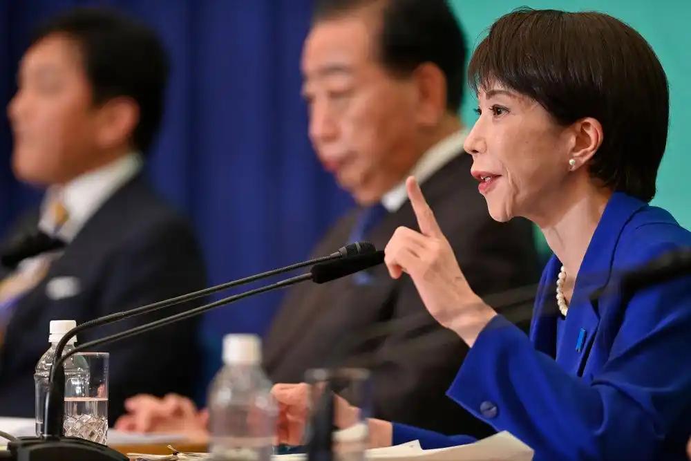 又是一场挑衅，首次日本自民党集体”拜鬼”？特意选在日本投降日。
 
81年前的今
