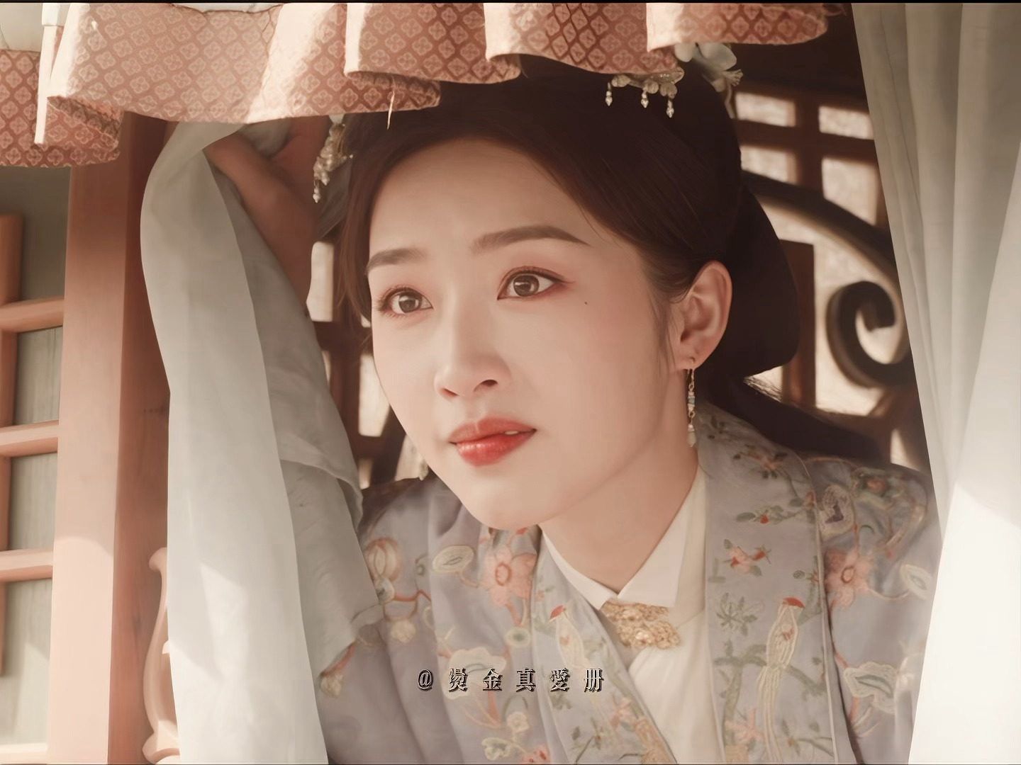 小庭芸的少女心事。。🥺花开锦绣