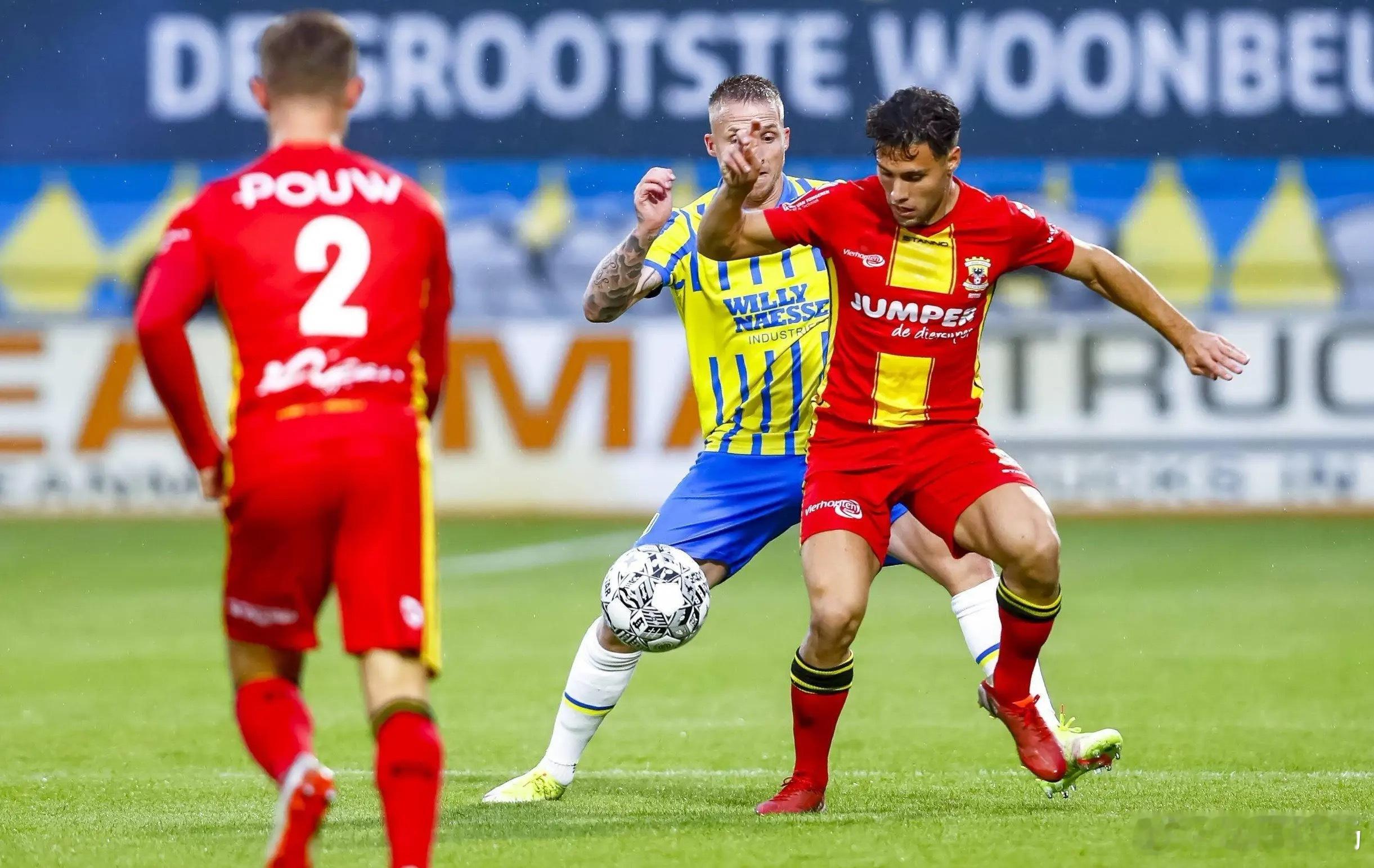 今日足球公蓷⚽️微博只是一部分，重心放在煮页置顶🔝赛事：荷甲002场球队：前进