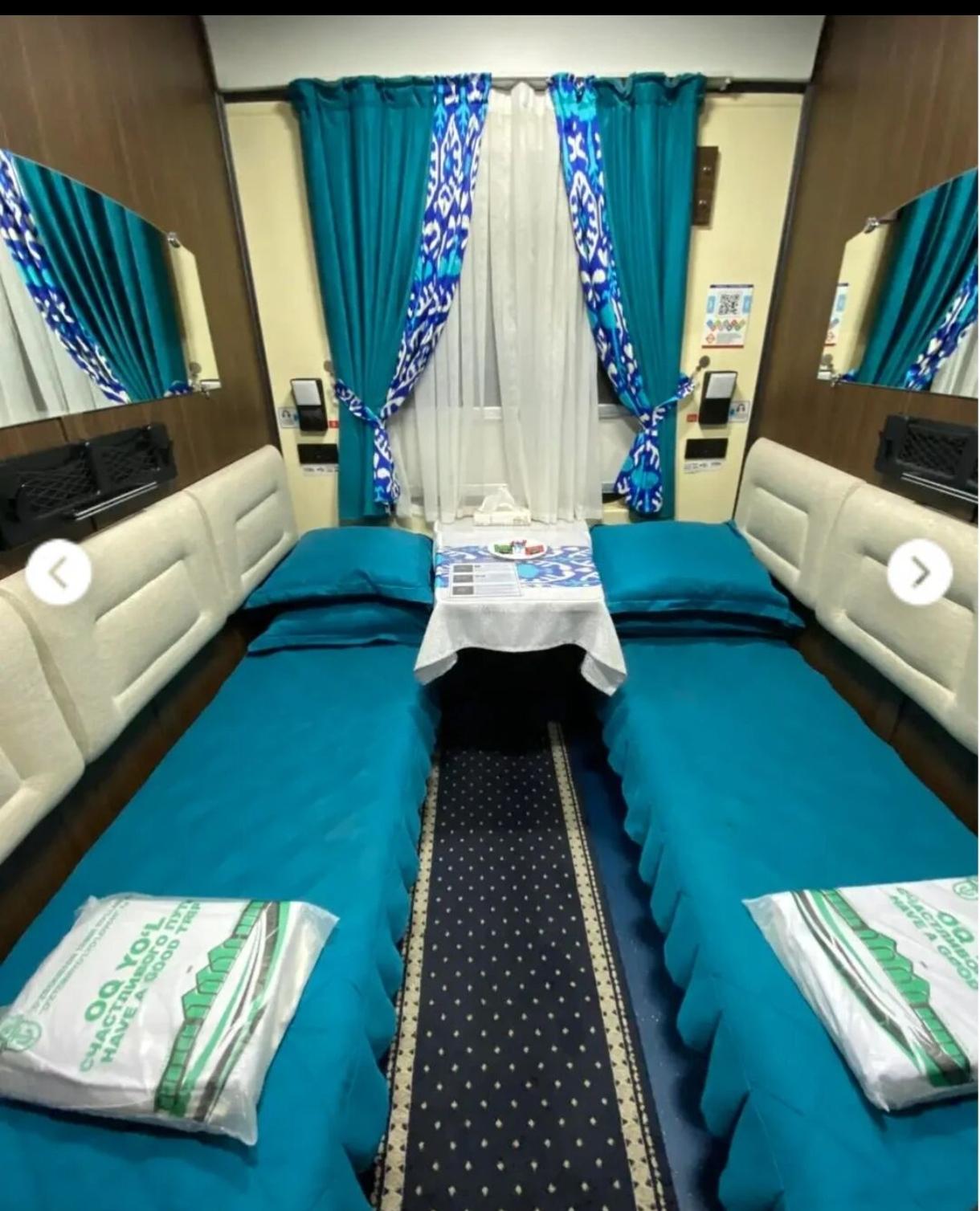 我们国家应该取消第三层，三层的卧铺，太高，太窄，空间狭小，现在人胖子多[呲牙]瞧