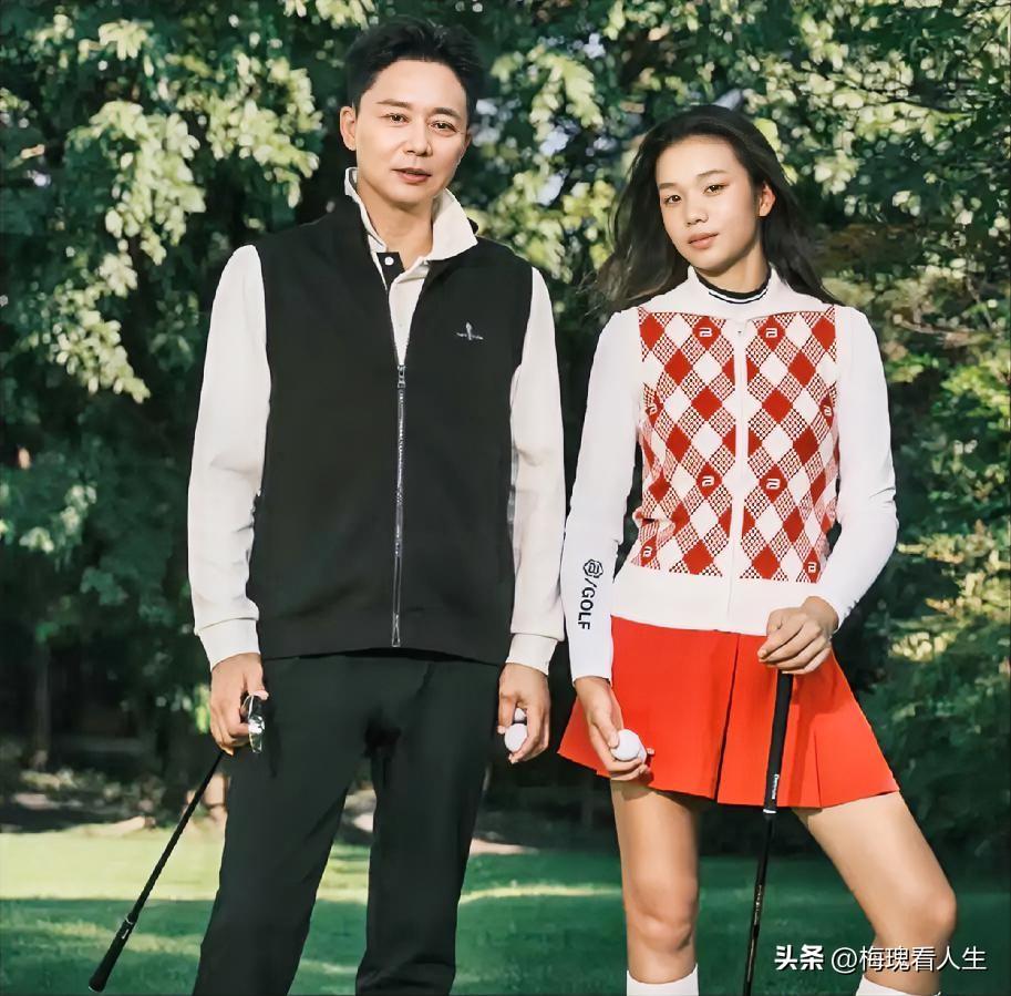 56岁的刘奕君，给15岁的女儿安排了条让人看不懂的路：送去国外专攻高尔夫。

这