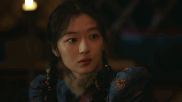 孙千 现代贴合角色、我觉得挺好啊。大生意人说的是清末的故事，并不是传统意义上的古