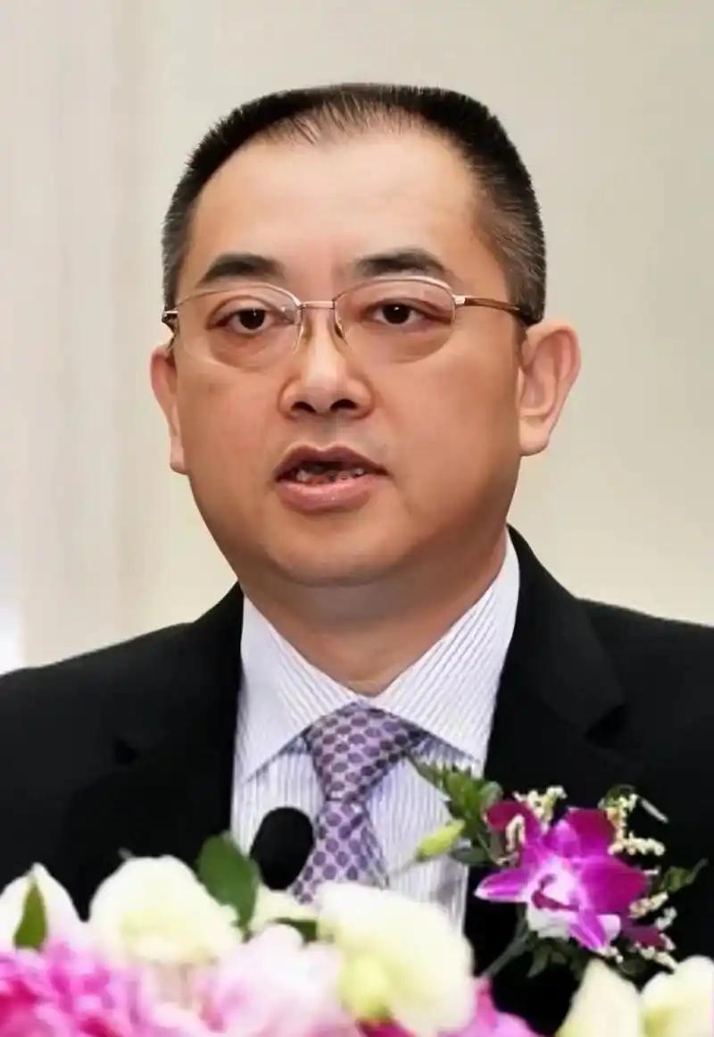 “藏到美国也没用！”刚被曝在加州躲了四个月的恒大前总裁夏海钧，最近彻底笑不出来了