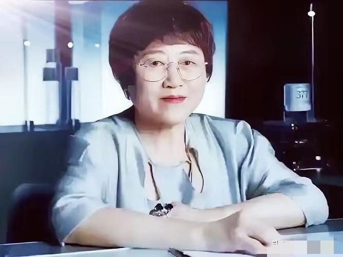 李银河说得太扎心：接吻，比睡觉更骗不了人。
 
感情可以伪装，亲密可以应付，但一