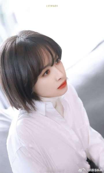 为新角色说剪就剪，干脆利落不犹豫，妥妥的演员自我修养～ 已经开始好奇新角色的故事