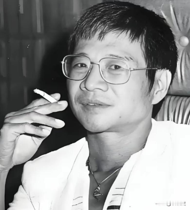 1957年，倪聪在内蒙古做公安，因养狗咬伤领导、拆木桥生火取暖被判重刑，走投无路