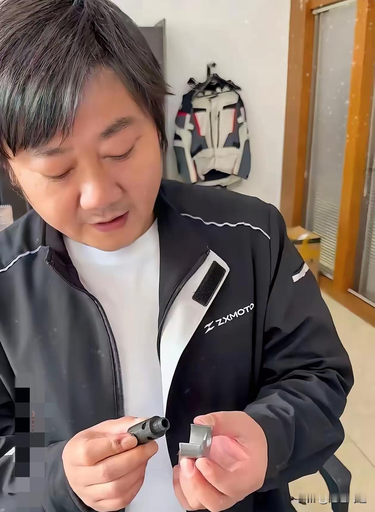 银川那台“爆缸”的张雪820RR，真相居然这么离谱。不是啥技术壁垒没攻克，纯粹是