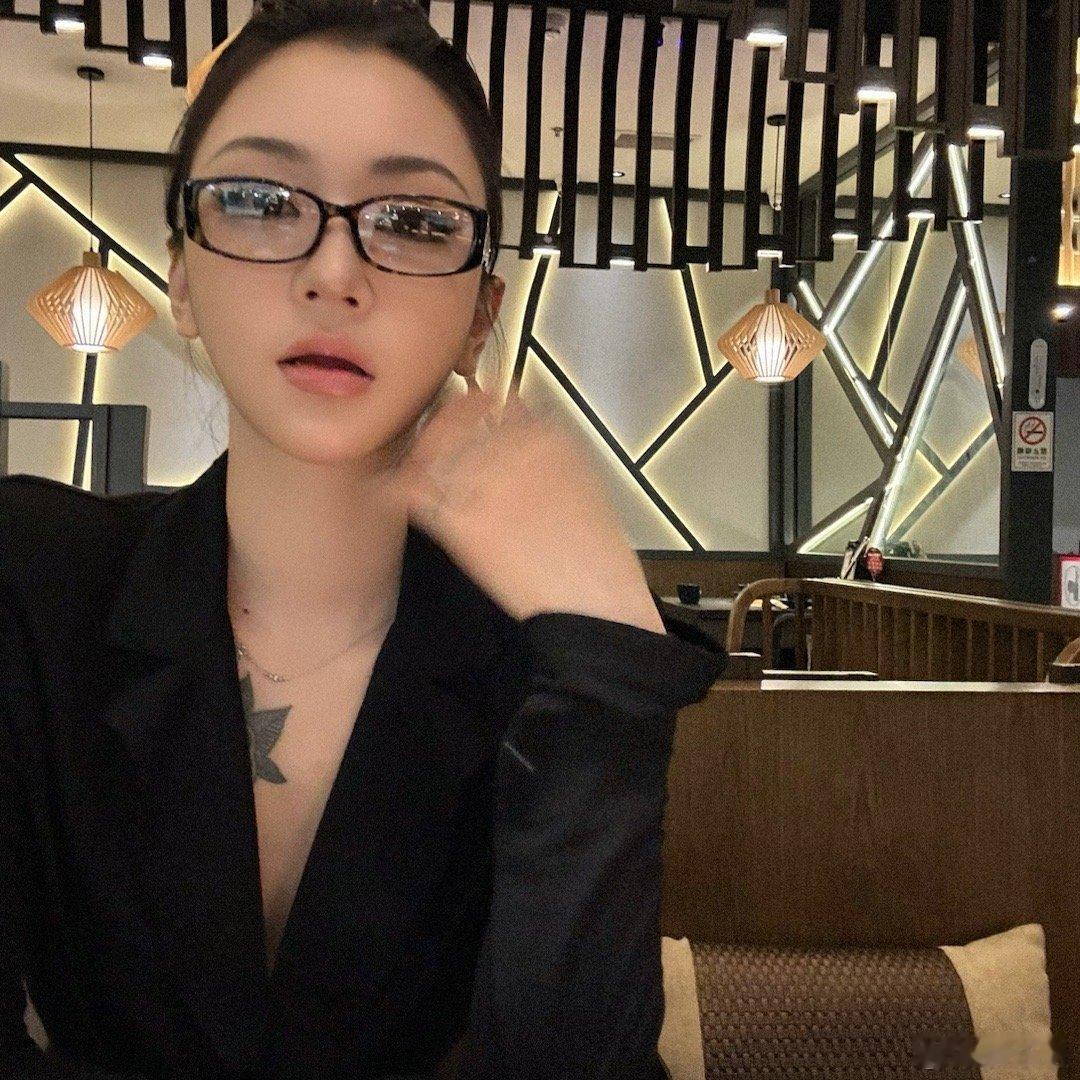 黑白配 ​​​