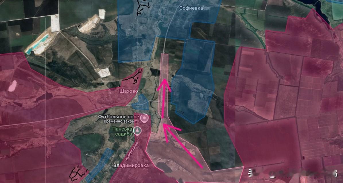 这两天，乌军真是兵败如山倒啊，让俄军连克数个居民点。当然，这些居民点在简中乌友口