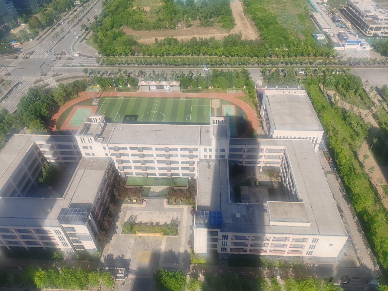 走南闯北这么多年，才懂龙岩人那句“没什么大不了”的底气在哪。
不在龙岩的人，永远